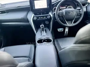 2021 Toyota Harrier White