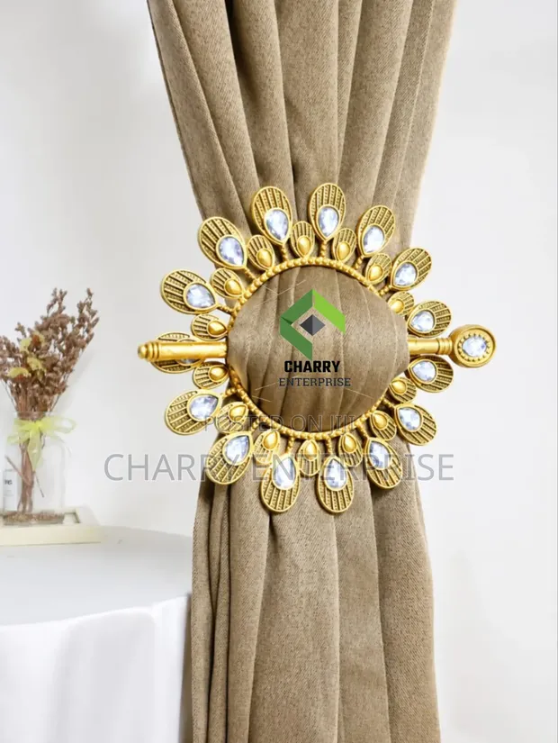 Attractive Classic Curtain Clips Tieback - 1