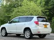 Toyota Vanguard 2010 Nyeupe - 3