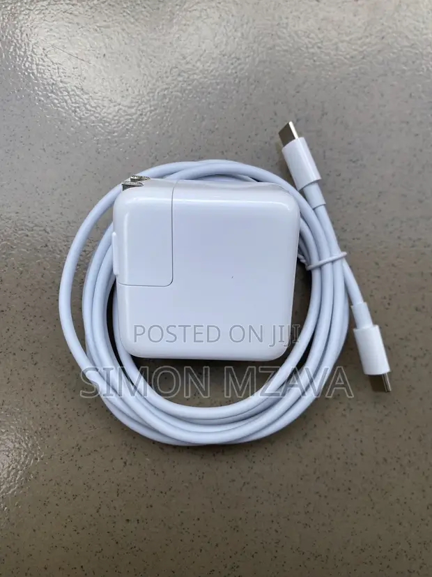 Chaja ya Macbook ya Apple ya USB-C 30W Iliyotumika - 1
