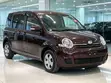 Toyota Sienta 2011 Brown - 2