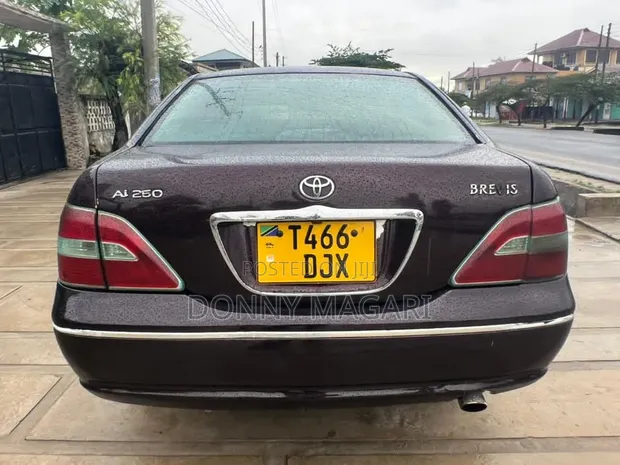 Toyota Brevis 2002 Black - 1
