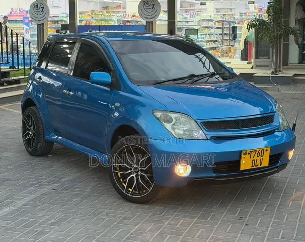 Toyota IST 2003 Bluu - 1