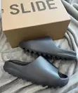 Yeezy Slides Black - 1