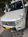 Mitsubishi Pajero 2010 Nyeupe - 4