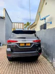 Toyota Fortuner 2022 Kijivu - 2