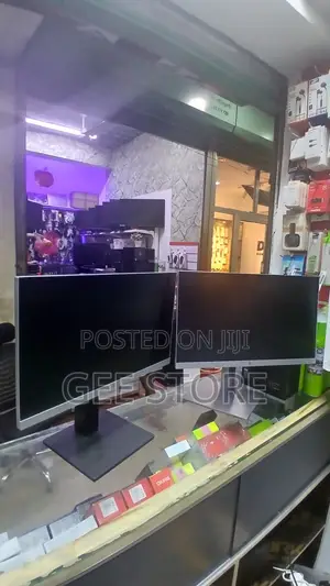 New HP Easy Connect Server 4GB Intel Core i7 500GB HDD+SSD