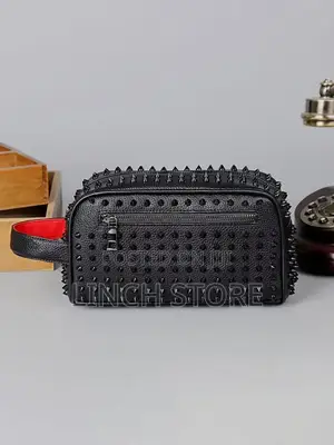 Luxury Qaza Pouch Bag - Black Leather
