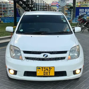 Toyota IST 2006