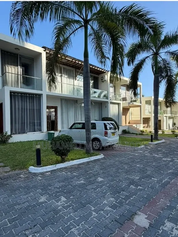 Furnished 3 Bedroom Ensuite Villa for Rent in Masaki - 1