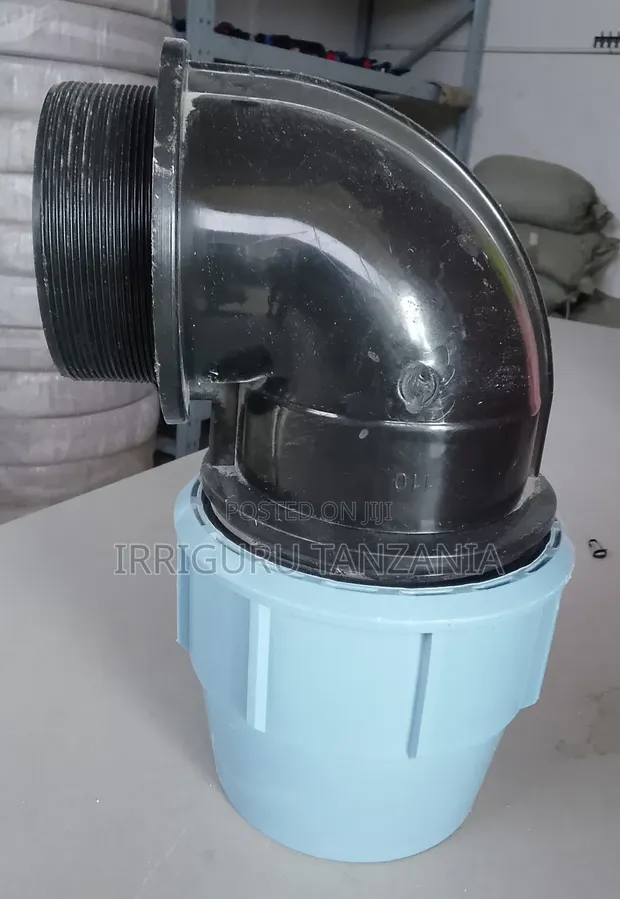 Male Elbow Pipe Fittings - 1