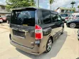 Toyota Noah 2008 - 2