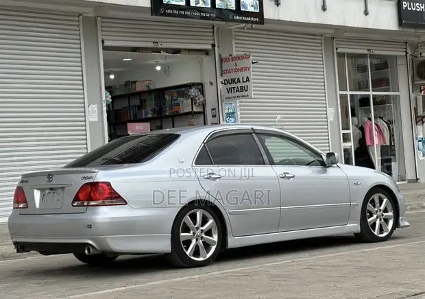 Toyota Crown Athlete 2006 Silver - 1