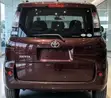Toyota Sienta 2011 Brown - 5