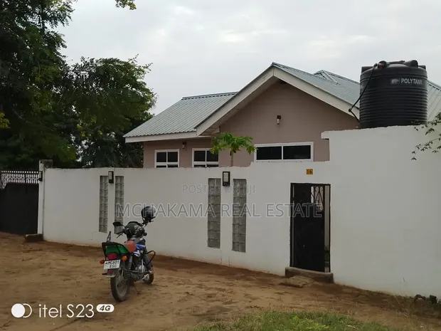 3 Bedroom House for Sale in Bunju A, Mchakama Real - 1
