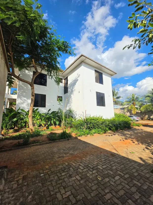 3-Bedroom House for Sale in Madale, Goba - 1