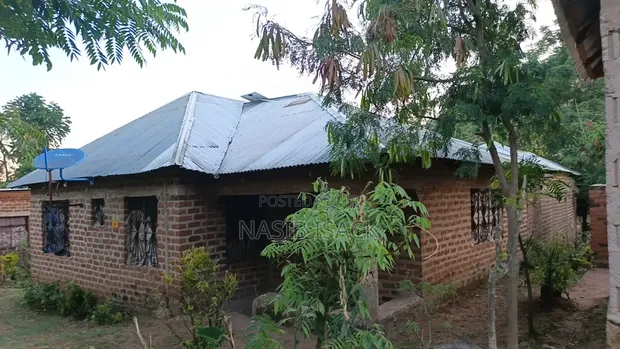8-Bedroom House for Sale in Igoma, Mwanza - 1