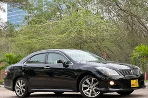 Toyota Crown Athlete 2010 Black
