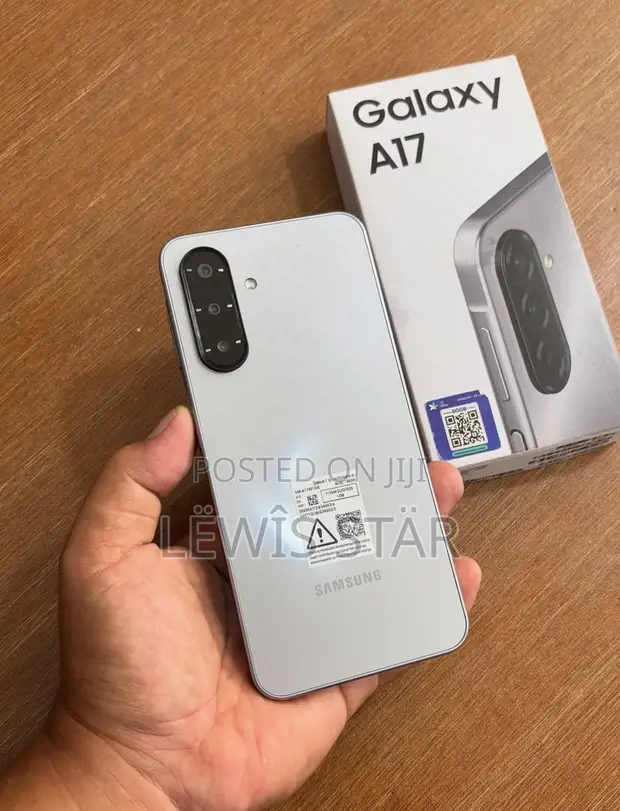 New Samsung Galaxy A17 128GB Gray - 1
