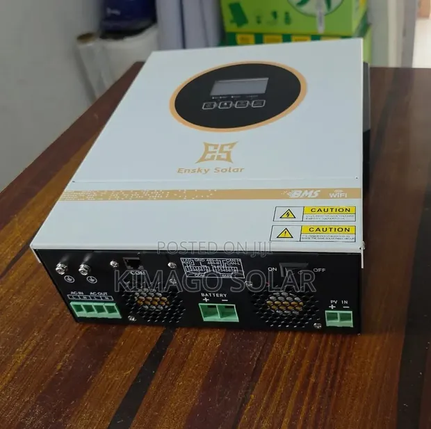 Revo VM II Pro 8kW Hybrid Solar Inverter - 1