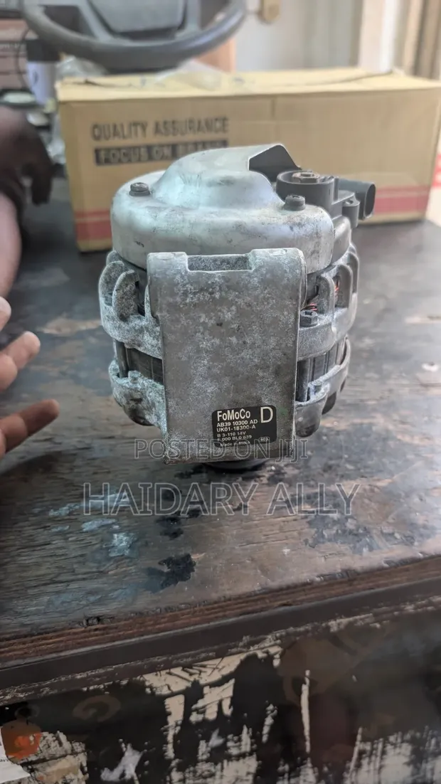 Ford Ranger 3.2 Alternator (Used) - 1