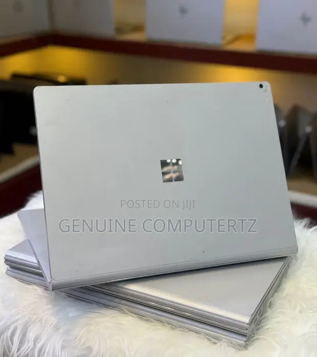 Microsoft Surface Book 2 15.6" 16GB RAM 1TB SSD Intel Core i7 - 1