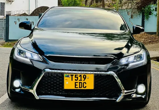 Toyota Mark X 2013 Black - 1