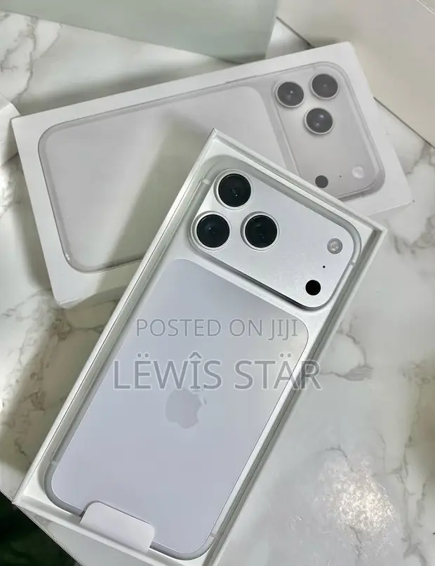 New Apple iPhone 17 Pro Max 256GB Silver - 1