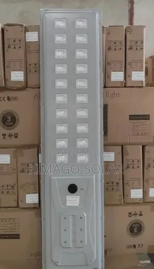 Mwanga wa Mtaa wa Solar All-In-One 150W na Macho 20 ya LED