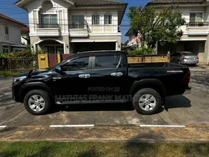 2017 Toyota Hilux Revo Premium Prerunner