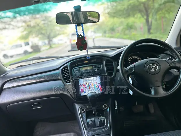 Toyota Kluger 2006 Silver - 1