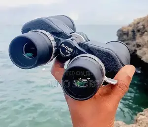 Yukon 10-22x50 Binoculars