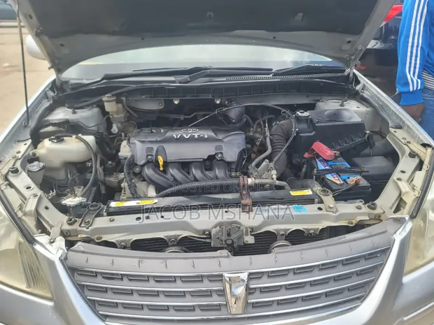 Toyota Premio 2004 Silver - 1