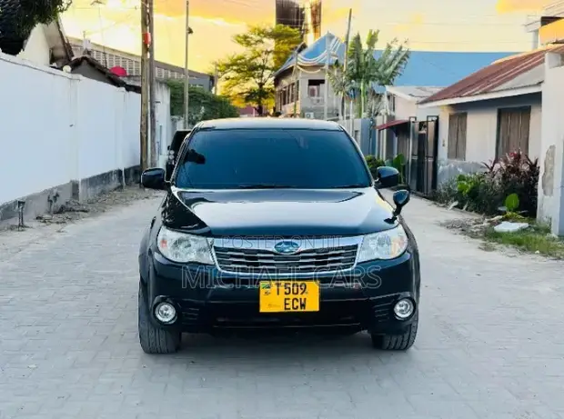 Subaru Forester 2008 Black - 1