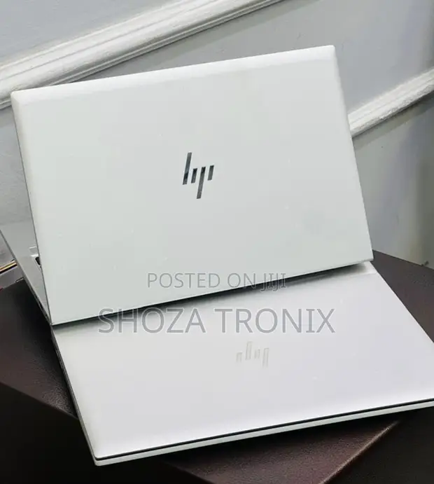 Laptop HP EliteBook 845 G8 - 16GB RAM, 256GB SSD - 1