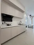 Furnished 1-Bedroom Apartment in Oyster Bay - 3