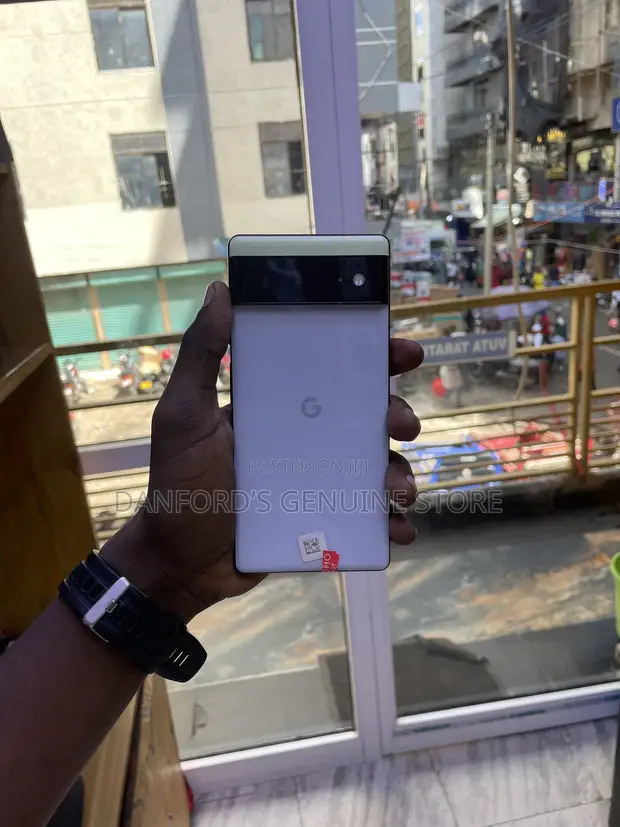 Google Pixel 6 128GB White - 1