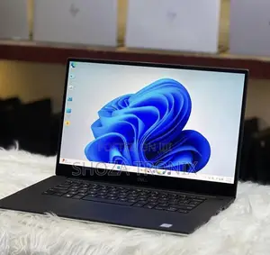 Dell XPS 15 Laptop (16GB RAM, 512GB SSD)