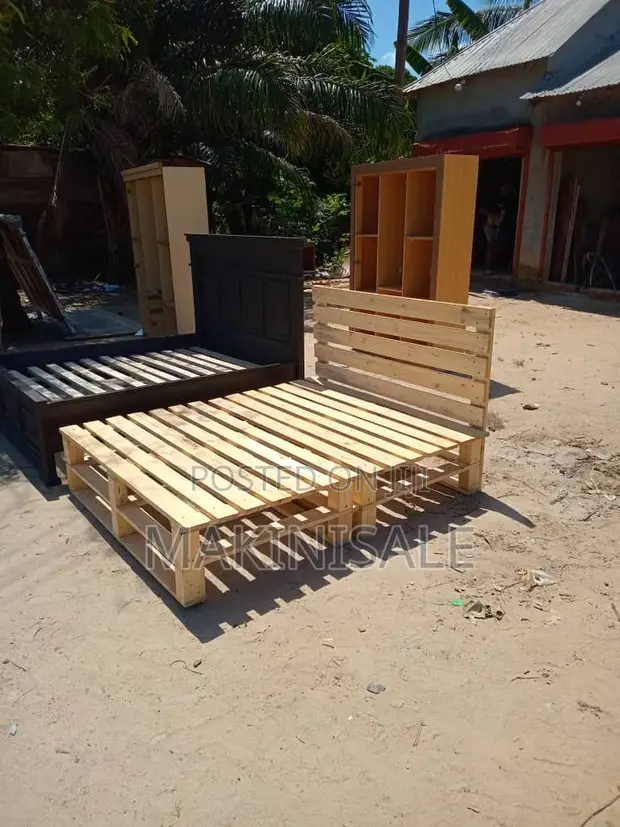 Wood-Mode Pallet Bed Frame - Brand New - 1