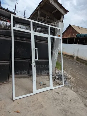 Used Aluminum Sliding Door // 9x8 ft // Full Glass