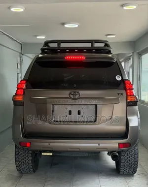 Toyota Land Cruiser Prado TXL 2014