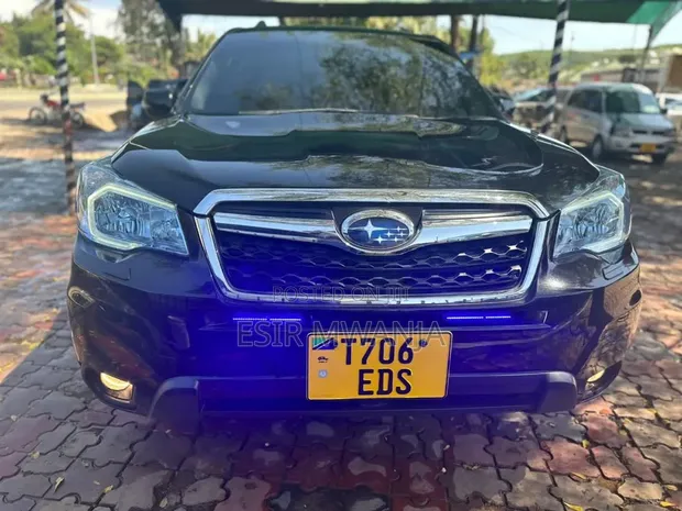 Subaru Forester 2014 Black - 1