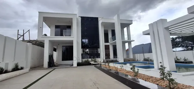 4 Bedroom House for Sale in Goba - 1