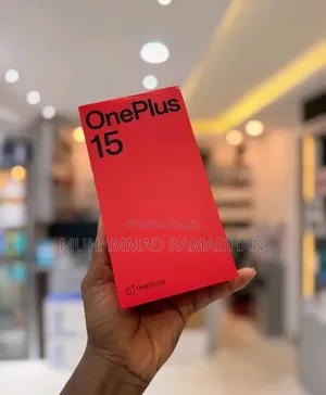 New OnePlus 15 256GB Black