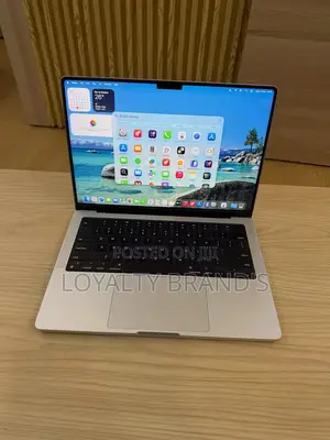 Apple MacBook Pro 2023 M3 Pro 14" 18GB RAM 512GB SSD Silver