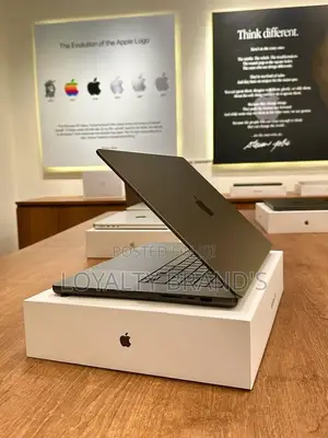 Apple MacBook Pro 2025 M5 14" 16GB RAM 1TB SSD