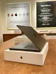 Apple MacBook Pro 2025 M5 14" 16GB RAM 1TB SSD - 4