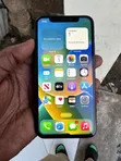 Apple iPhone X 64GB Black - 2