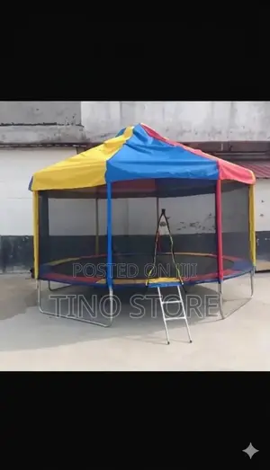 Trampoline with Safety Enclosure and Roof Canopy