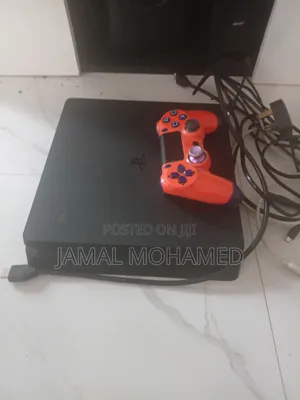 Playstation 4 Slim with 5 Games and Controller